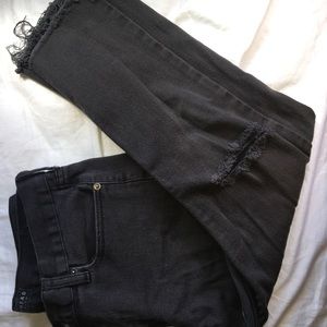 DISTRESSED CROPPED SKINNY JEANS